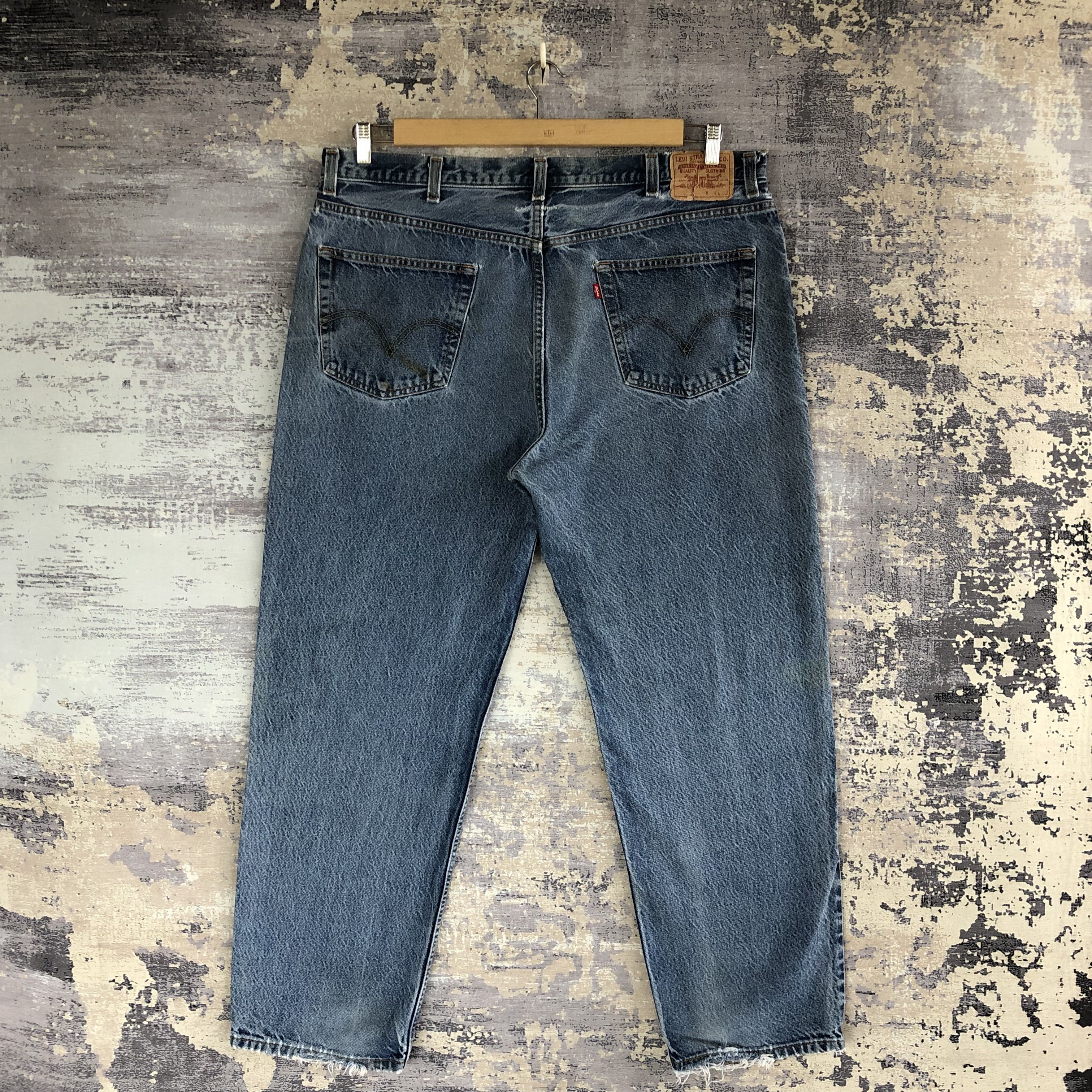 Levi's Vintage Levis Stonewash Jeans Levi's Baggy Faded Denim Size US 42 / EU 58 - 2 Thumbnail