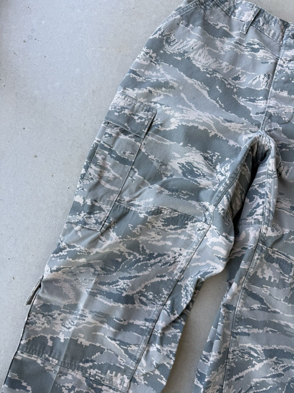 Vintage Vintage Military Digital Camo Multi Pocket Pants Size US 34 / EU 50 - 4 Thumbnail