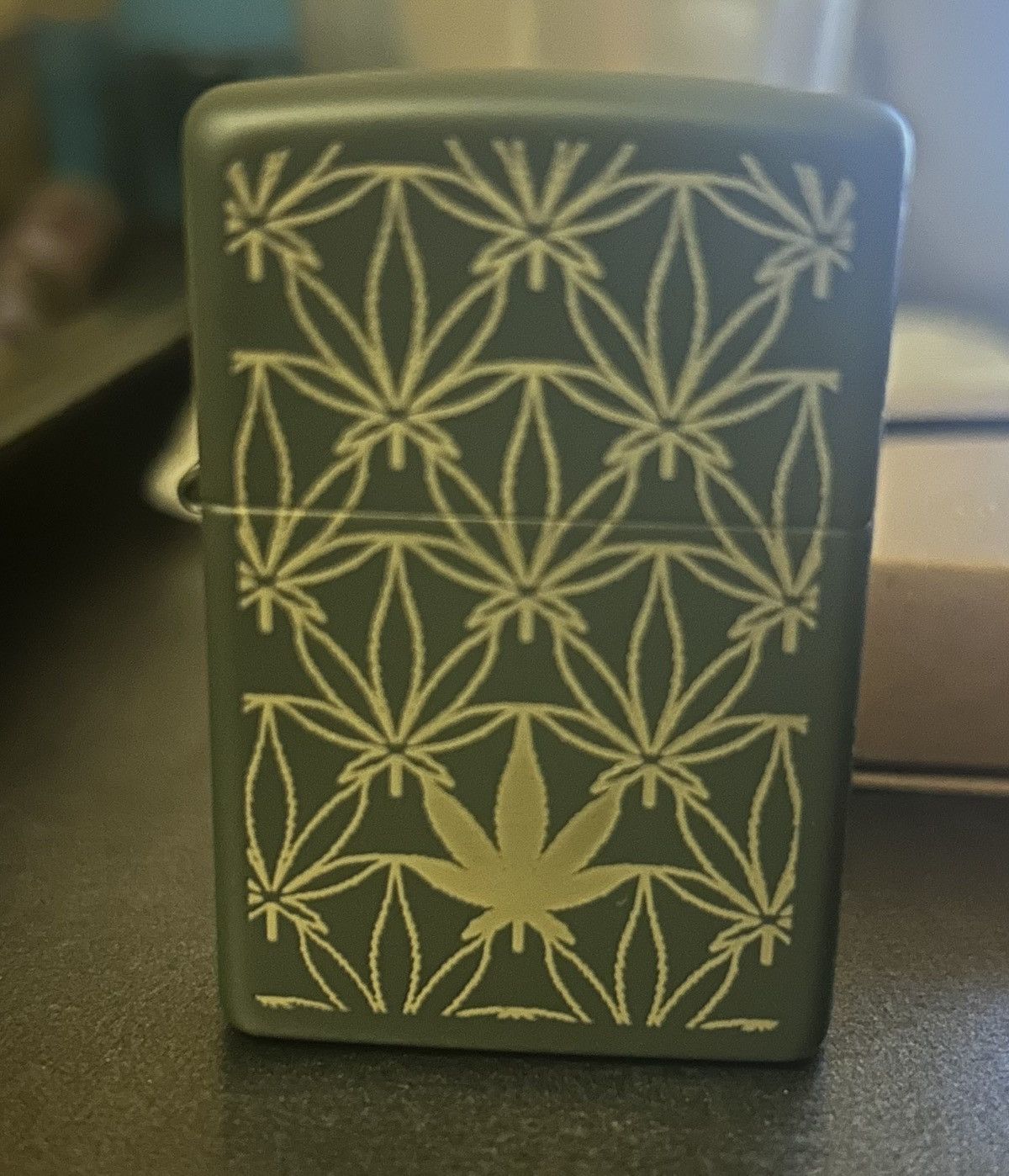 Zippo Zippo “All Around Leaf” Design Lighter Size ONE SIZE - 4 Thumbnail