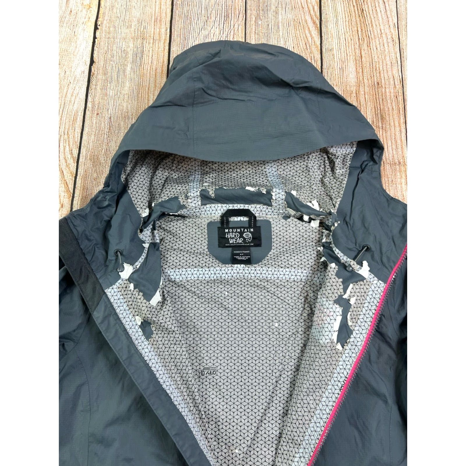 Mountain Hardwear Mountain Hardwear Dry Q Evap Jacket Full Zip Hooded Women's Small Gray Size S / US 4 / IT 40 - 5 Thumbnail