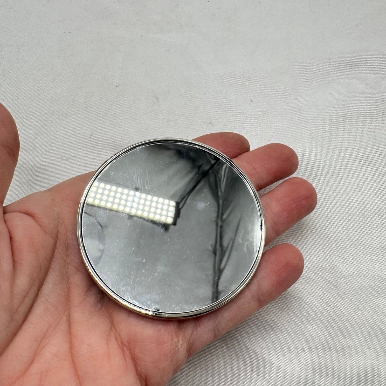 NBDN Nobrandedon Seint Beauty compact mirror Size ONE SIZE - 4 Thumbnail