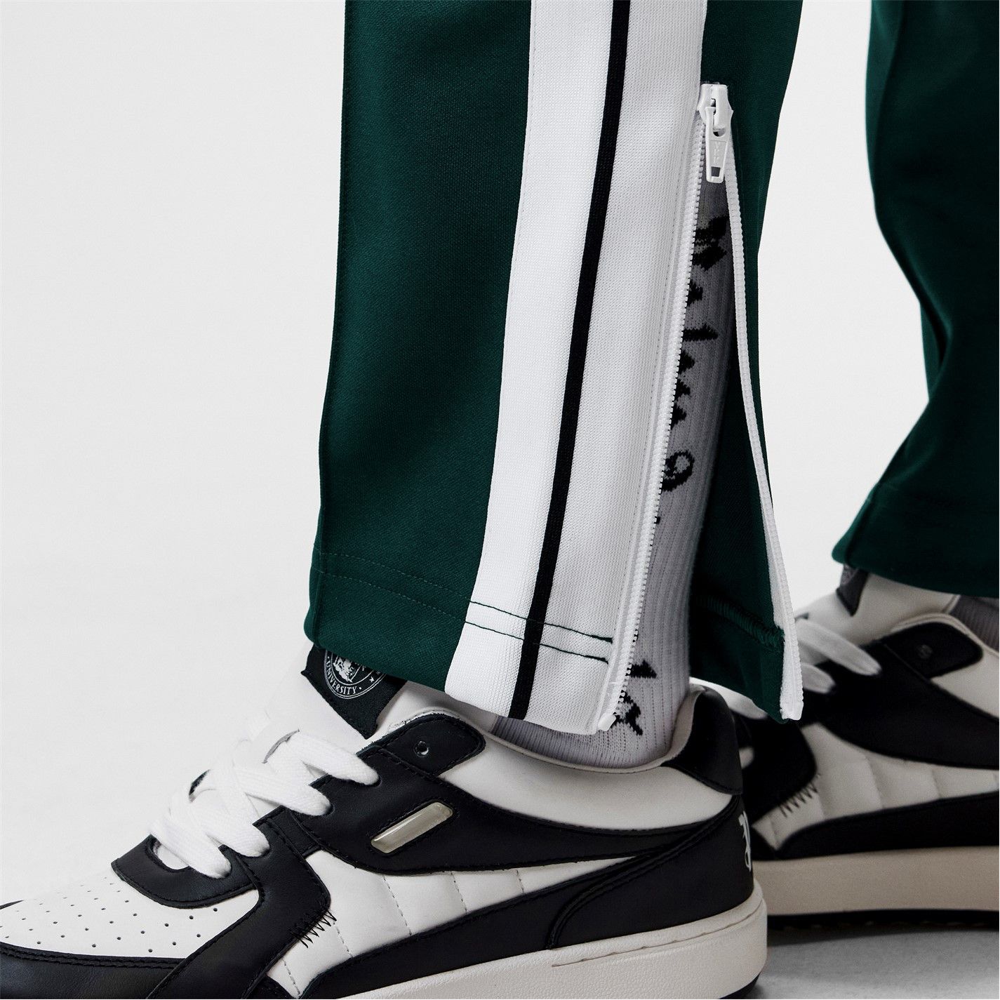Palm Angels o1g2r1mq0325 Classic Track Pant in Green & White Size 27" / US 4 / IT 40 - 4 Thumbnail