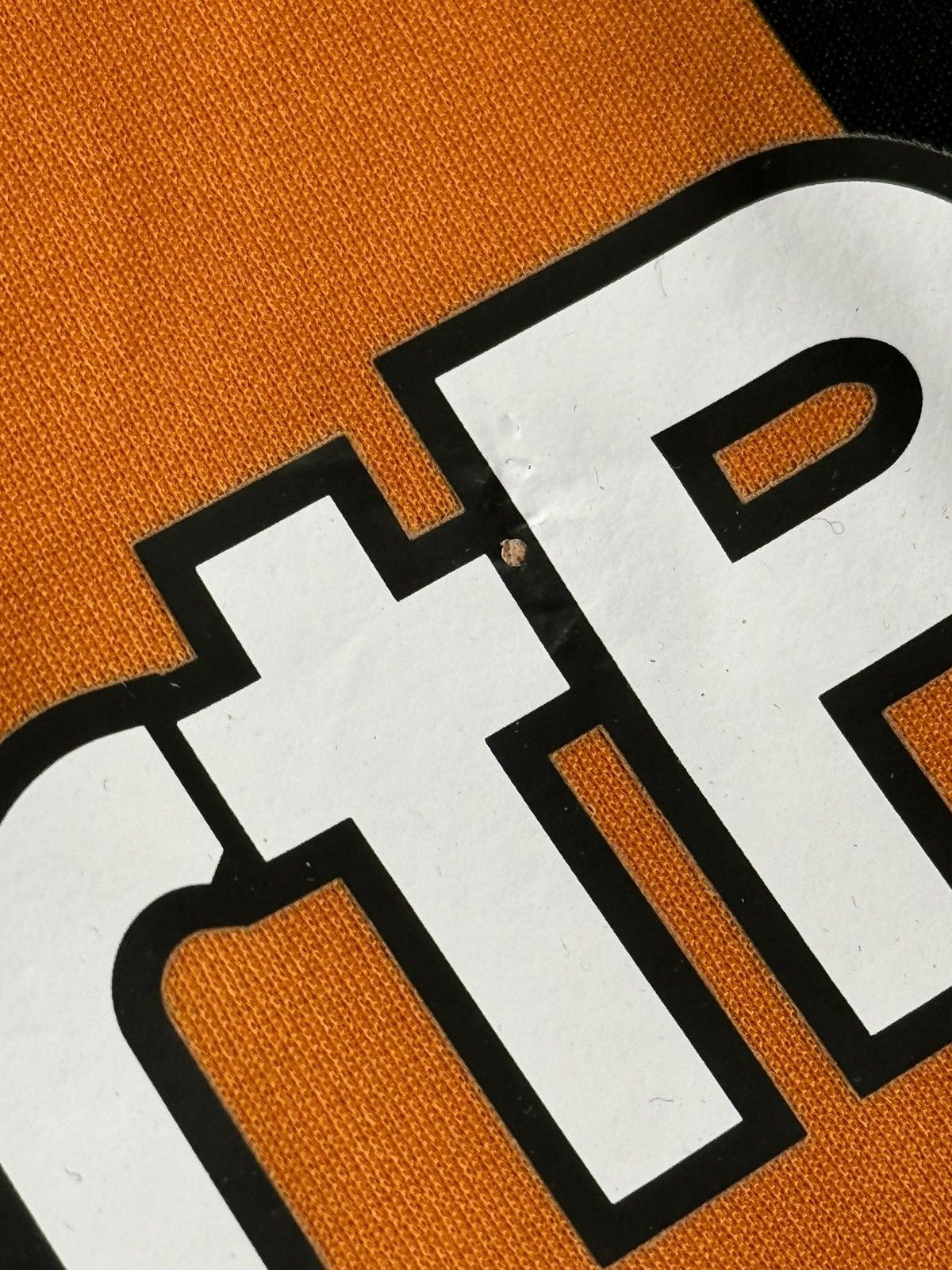 Umbro Hull City 17/18 Home Football Jersey Size US S / EU 44-46 / 1 - 8 Thumbnail