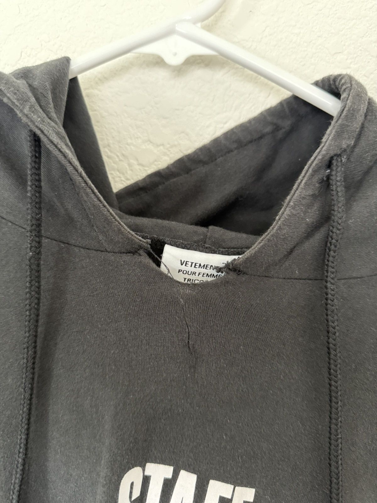 Hanes × Vetements Vetements Hanes SS17 Staff Tour Hoodie Size US L / EU 52-54 / 3 - 7 Thumbnail