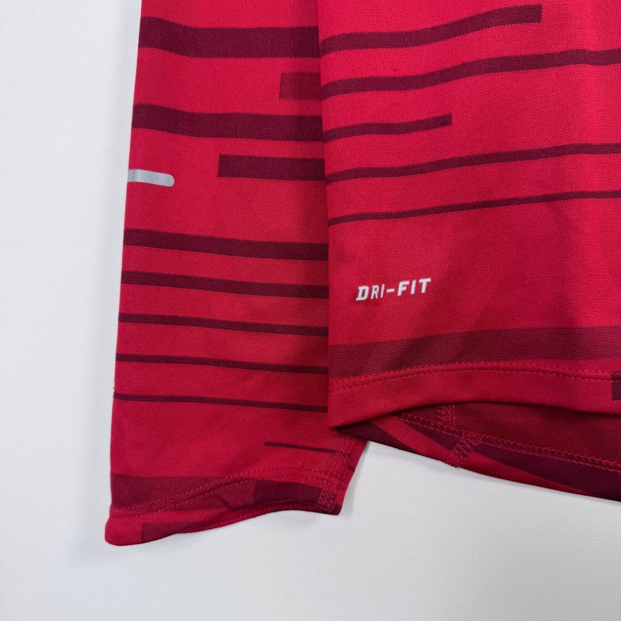 Nike Nike Running Dri Fit Half Zip Pullover Red Long Sleeve Sz S Size US S / EU 44-46 / 1 - 5 Thumbnail