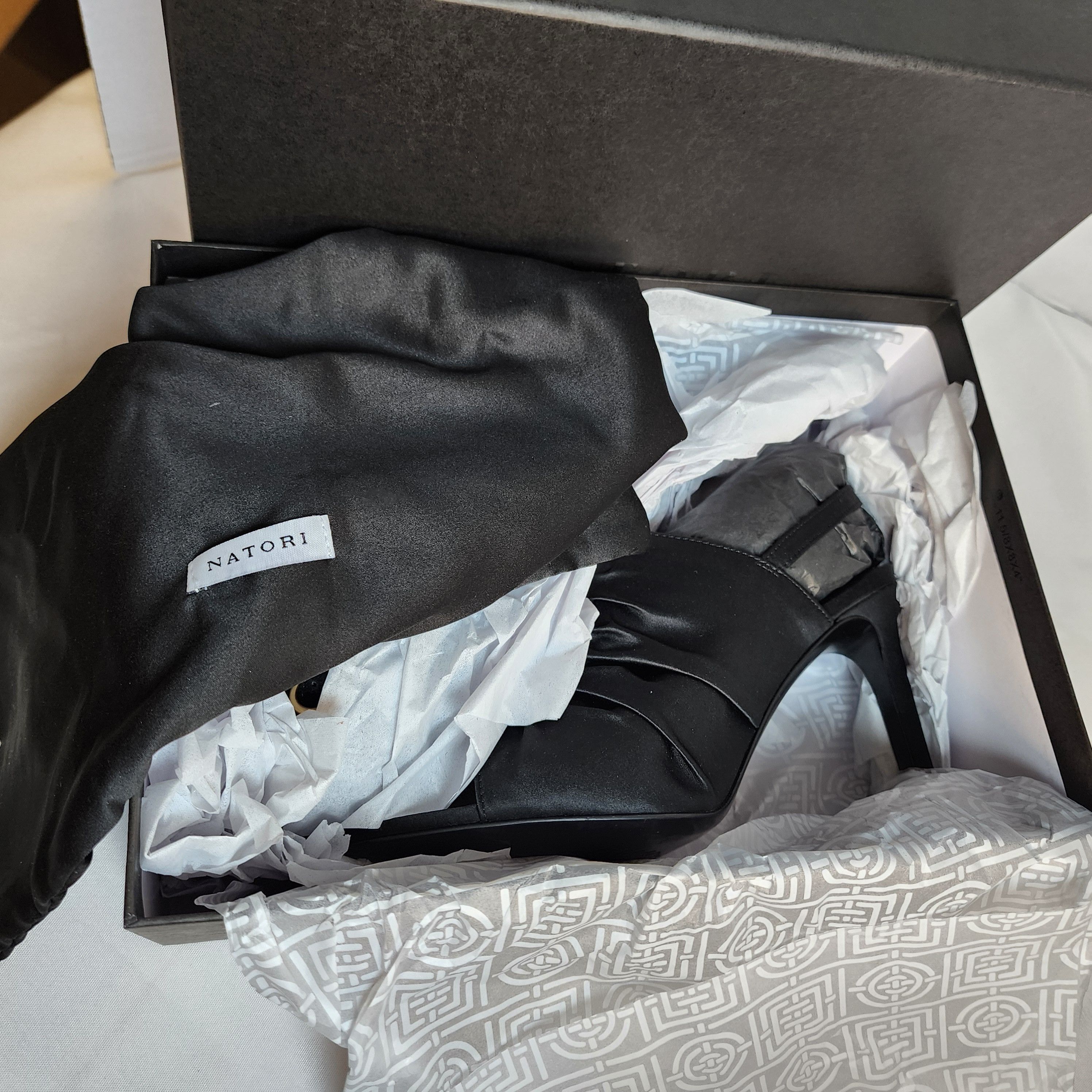 Other Natori Black Satin Silk Pointed Toe Stiletto Sandals Size US 8 / IT 38 - 9 Thumbnail