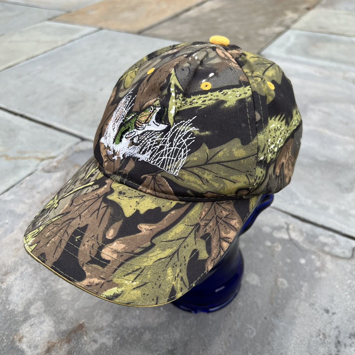 Vintage Vintage 90s Woodland Camo Fishing Embroidered Dad Hat Size ONE SIZE - 7 Thumbnail