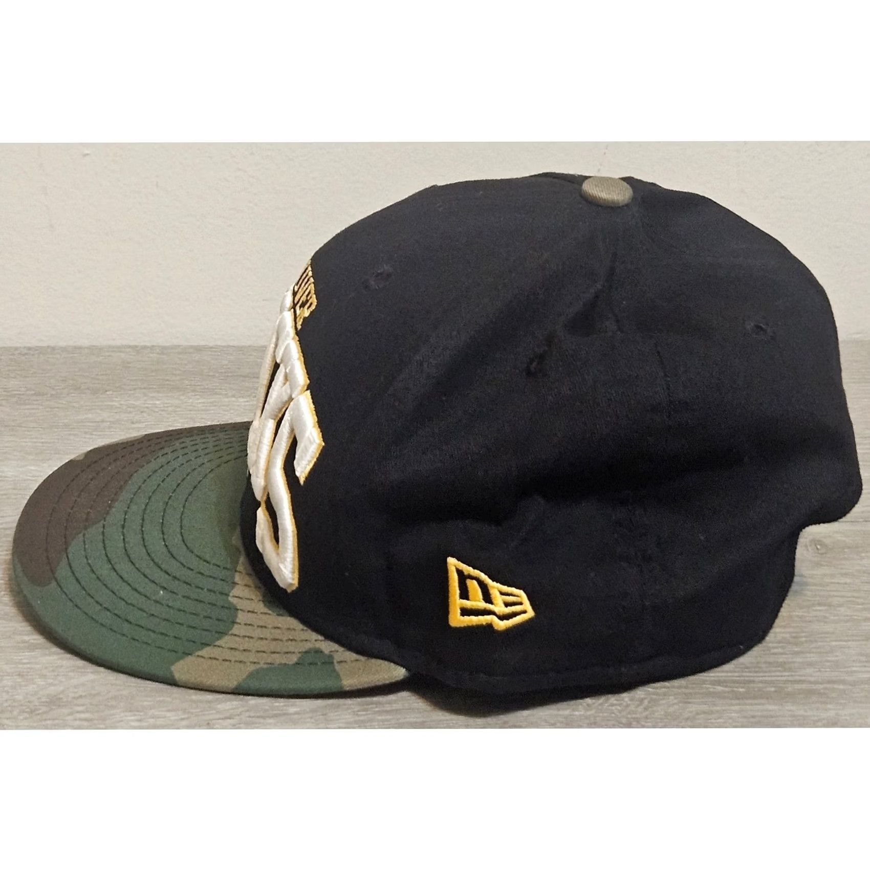 New Era VINTAGE Vancouver Canucks NHL Hockey New Era Cap Hat 59FIFTY Adjustable Snapback Black Mens Size ONE SIZE - 3 Thumbnail