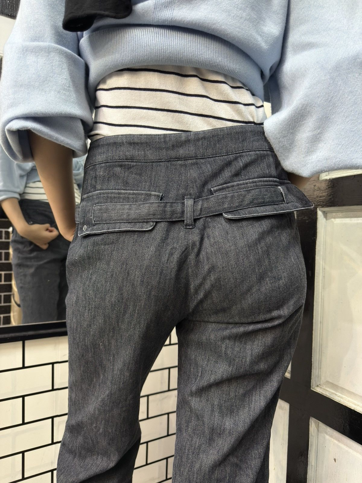 Japanese Brand Vintage Japanese Brand Wide Leg Buckle Back Jeans Size 28" / US 6 / IT 42 - 5 Thumbnail