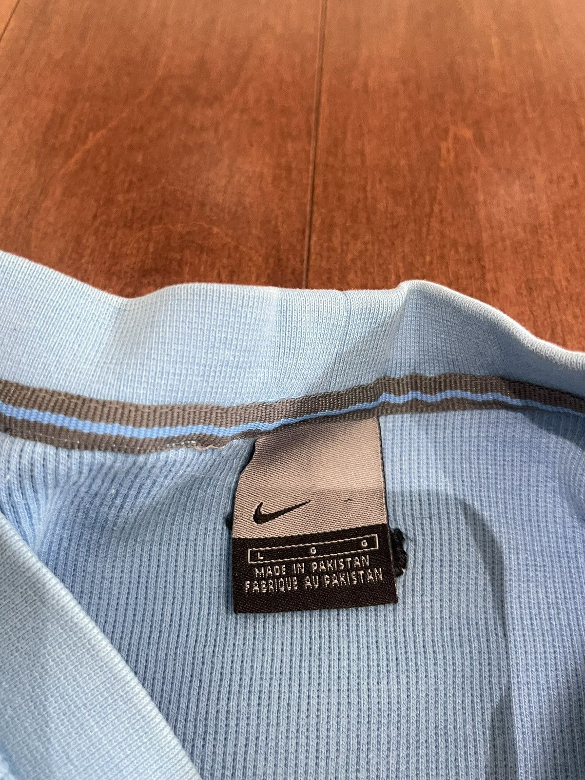 Nike Vintage Y2K Nike Spellout Sweater Size US L / EU 52-54 / 3 - 3 Thumbnail