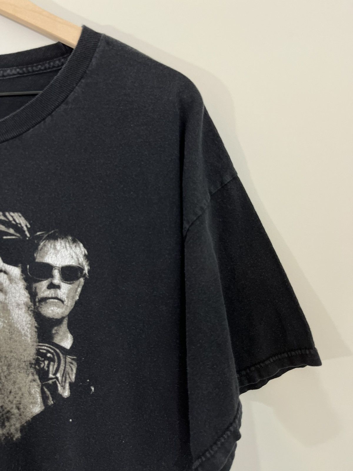 Vintage ZZ TOP Sun Faded Vintage Band Tee Size US L / EU 52-54 / 3 - 4 Thumbnail