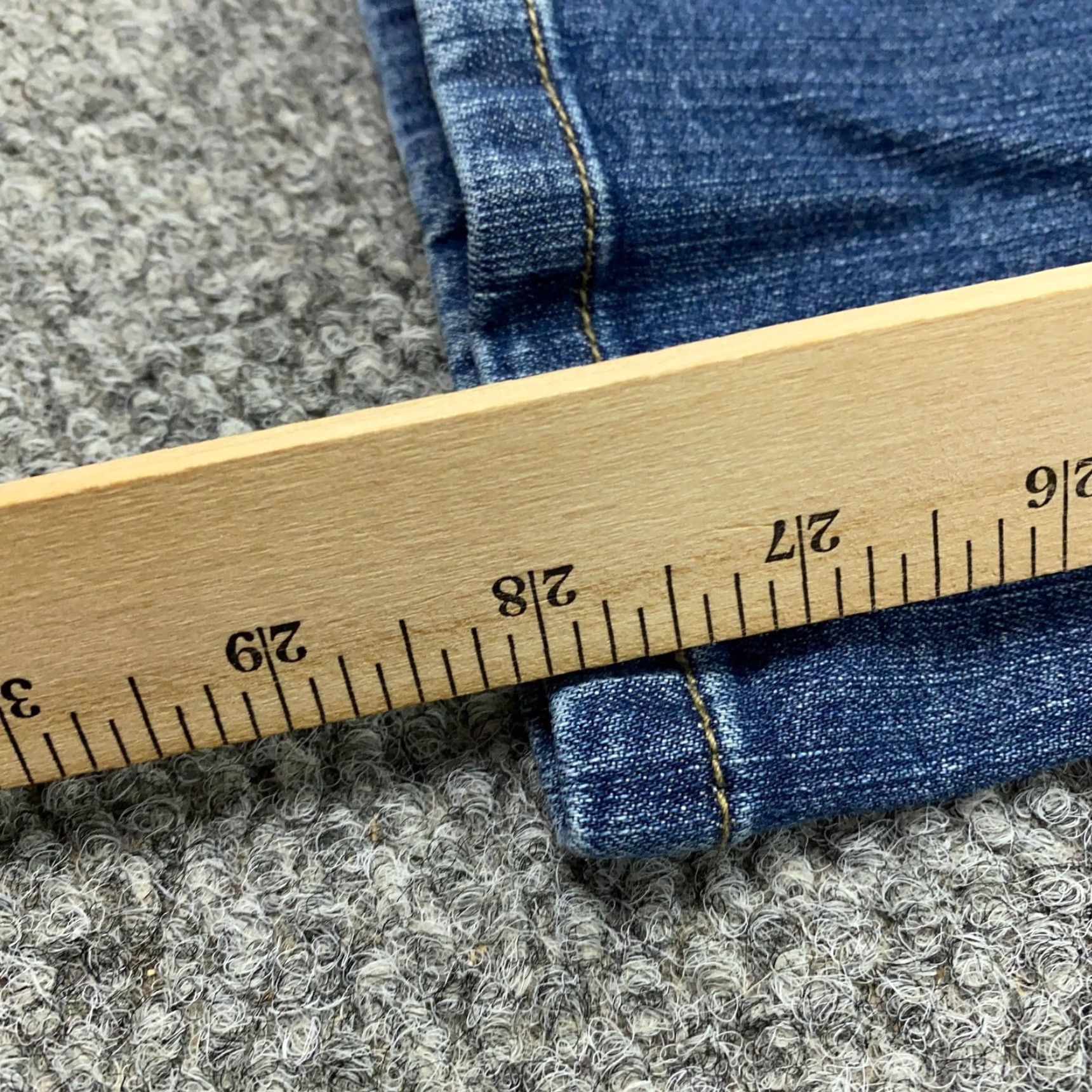 White House Black Market White House Black Market Blanc Womens Jeans Size 10 Blue Low Rise Distressed Size 34" / US 12 / IT 48 - 5 Thumbnail
