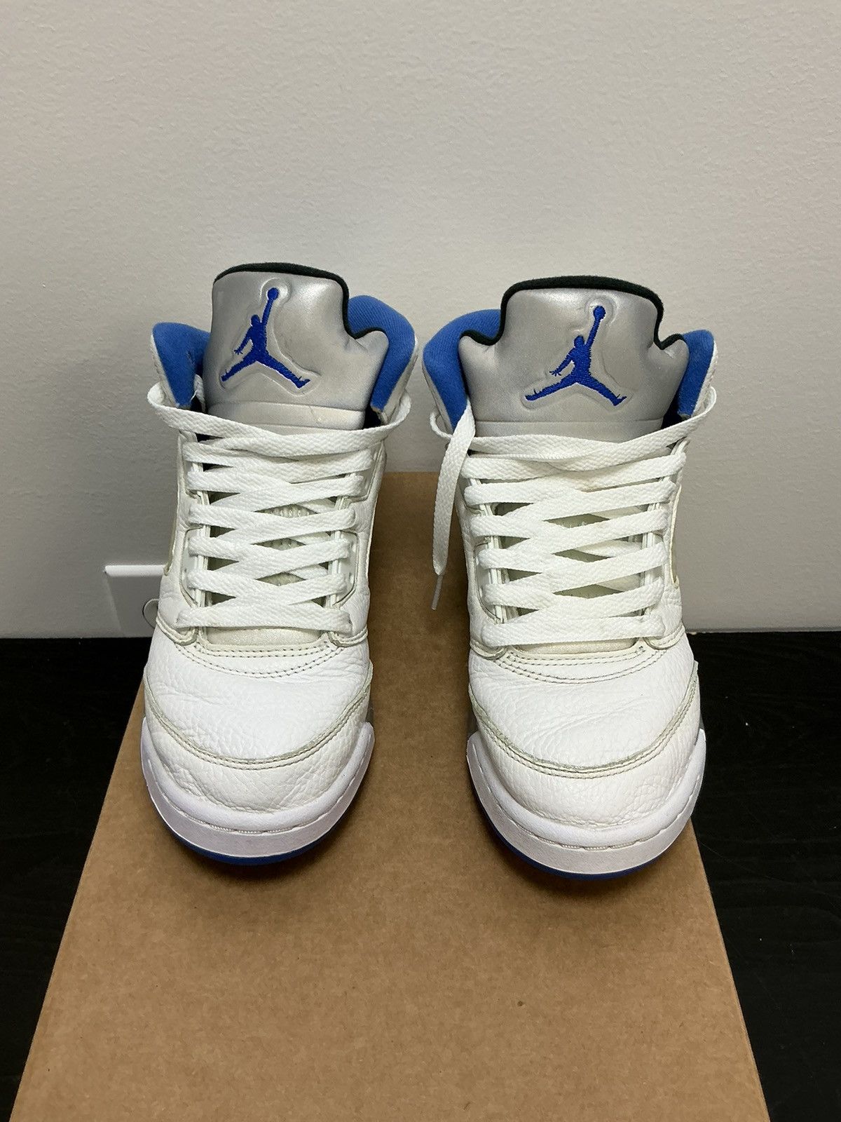 Jordan Brand Jordan 5 white stealth (GS) Size US 6 / EU 39 - 3 Thumbnail