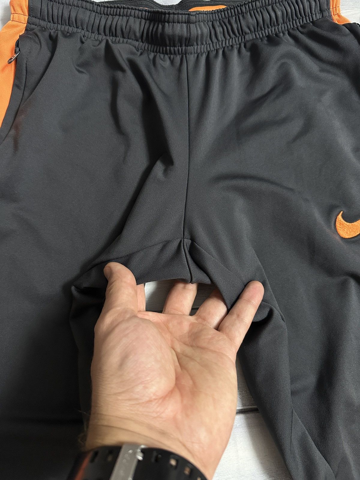 Nike Nike Cycling Shorts Size S Black Orange Size US 30 / EU 46 - 4 Thumbnail