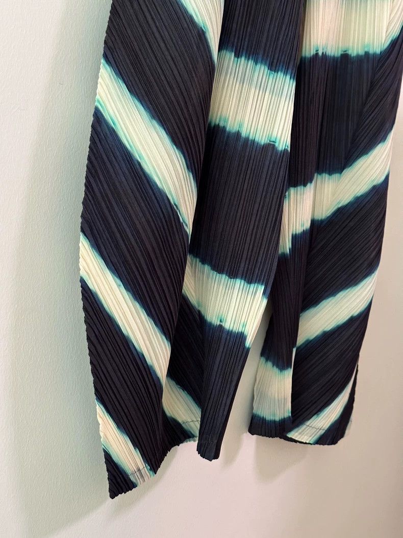 Issey Miyake Issey Miyake size:4 Wide-leg pants with black and green in Size 23" - 2 Thumbnail