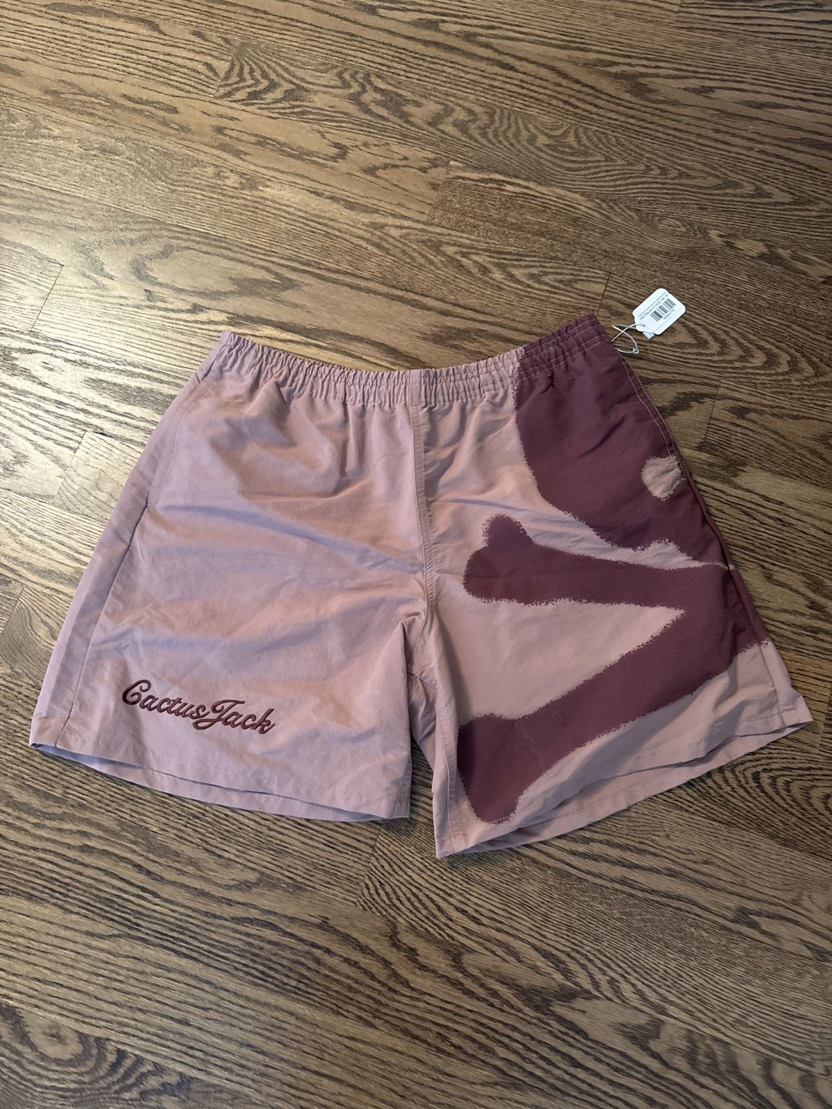 image of Mastermind World x Travis Scott Cactus Jack X Mastermind Skull Shorts in Red, Men's (Size 34)