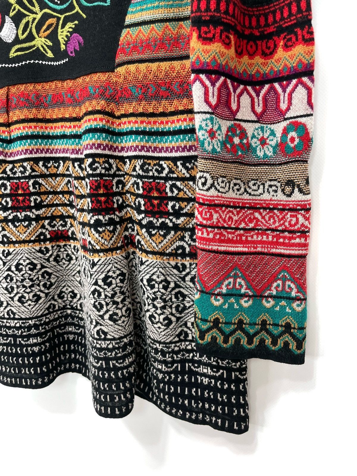 Other IVKO Woman Embroidered Back Cardigan – Size 36 Size S / US 4 / IT 40 - 11 Thumbnail
