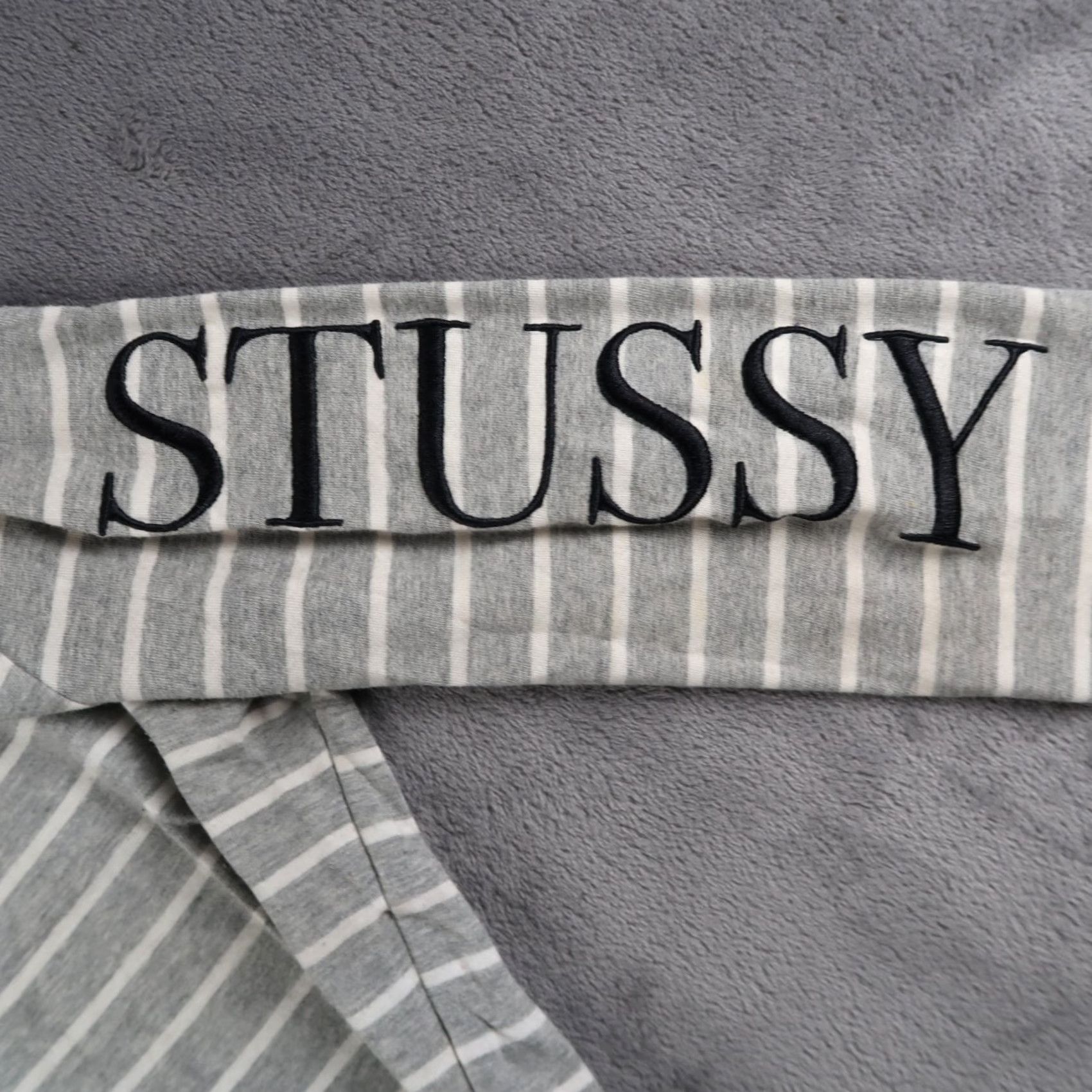 Vintage VINTAGE? STUSSY Cropped Long Sleeve T-Shirt Women XS Gray Embroidered Striped Knit Cotton Blend Shirt Ladies/ Womens? Size XS / US 0-2 / IT 36-38 - 7 Thumbnail