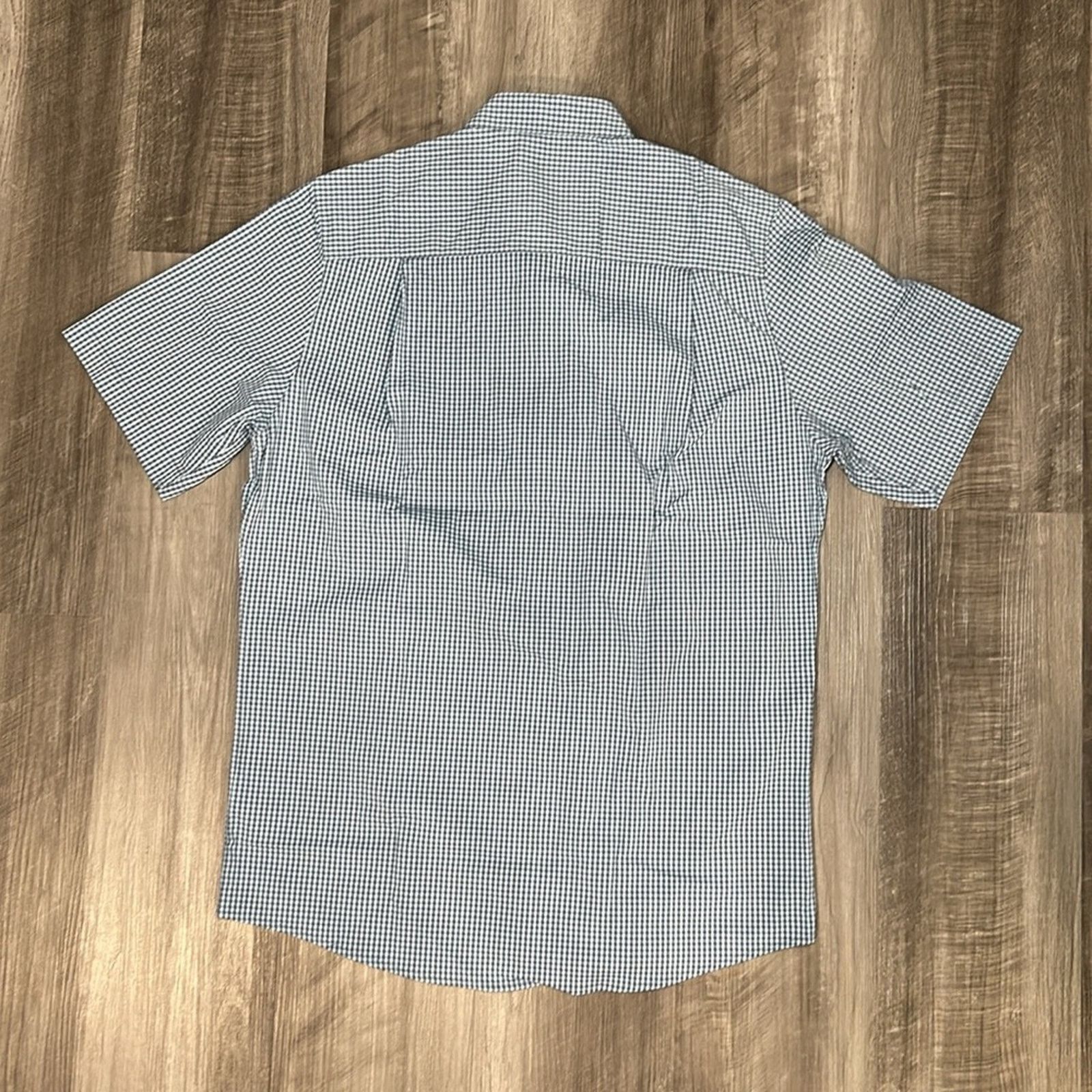 TravisMathew Travis Mathew Short Sleeve Button Down - Large Size US L / EU 52-54 / 3 - 3 Thumbnail