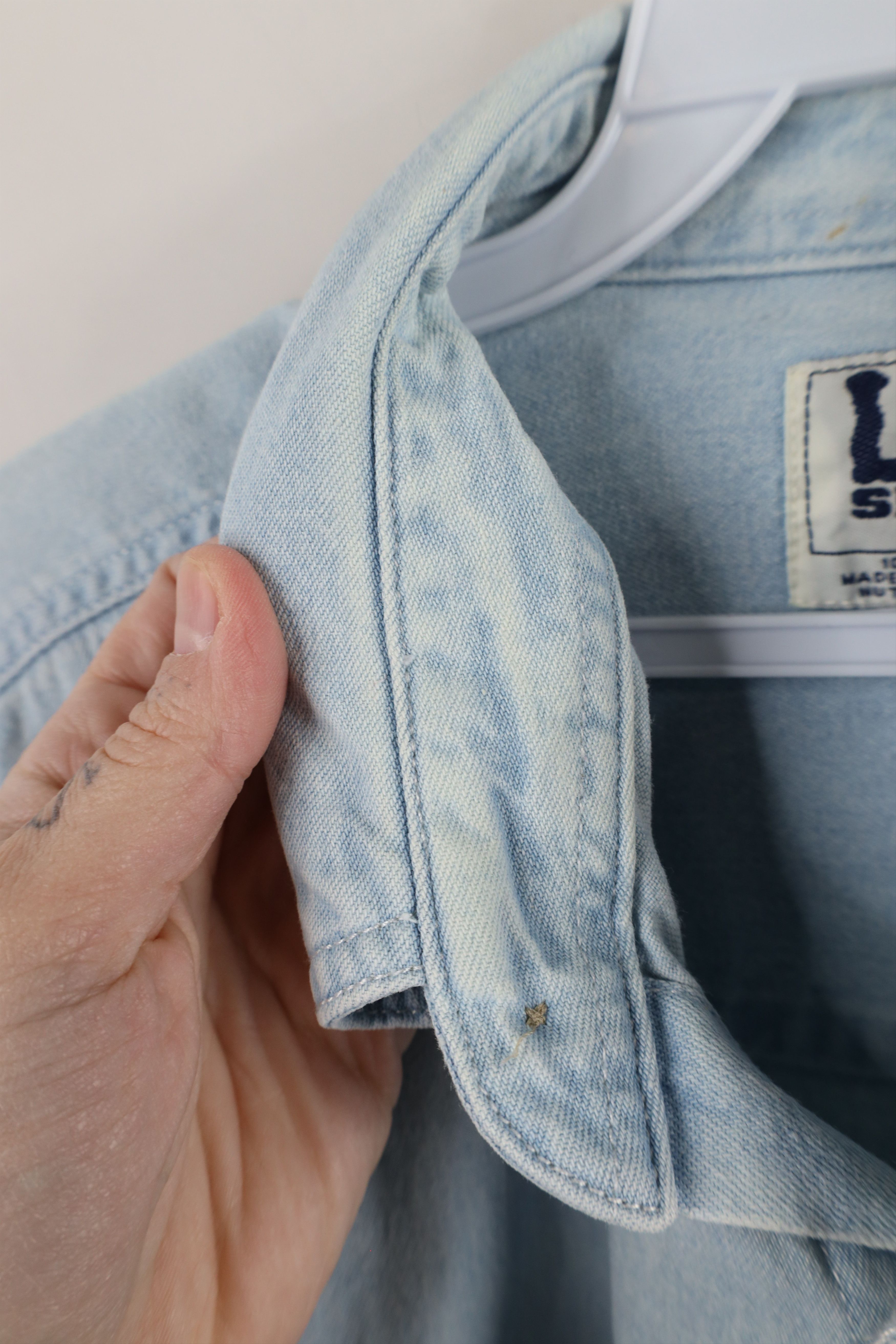 Vintage Vintage 90s Ohio State University Denim Jean Button Shirt Size US L / EU 52-54 / 3 - 11 Thumbnail