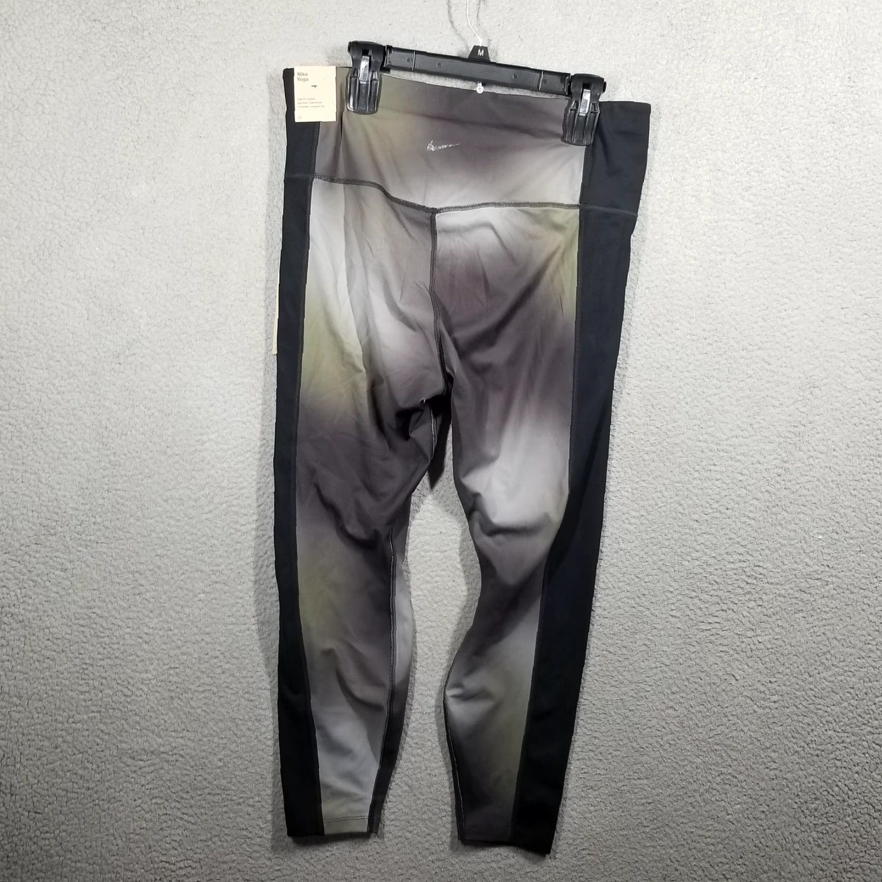 Nike Nike Dri-FIT Yoga Pants Womens 1X Gray 7/8 Leggings DX6973-045 High Rise Slim Leggings Size 40" / US 18 - 7 Thumbnail