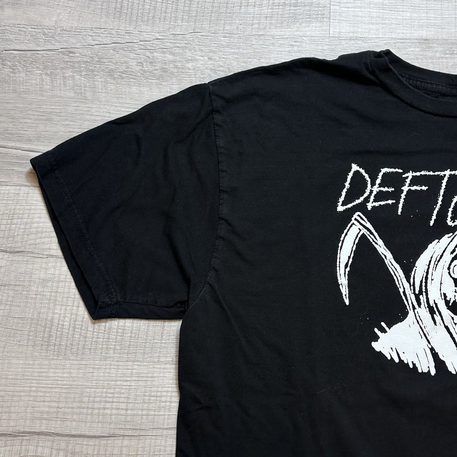 Band Tees Deftones Band Tee Grim Reaper This Is Our Time Numetal XL Size US XL / EU 56 / 4 - 6 Thumbnail