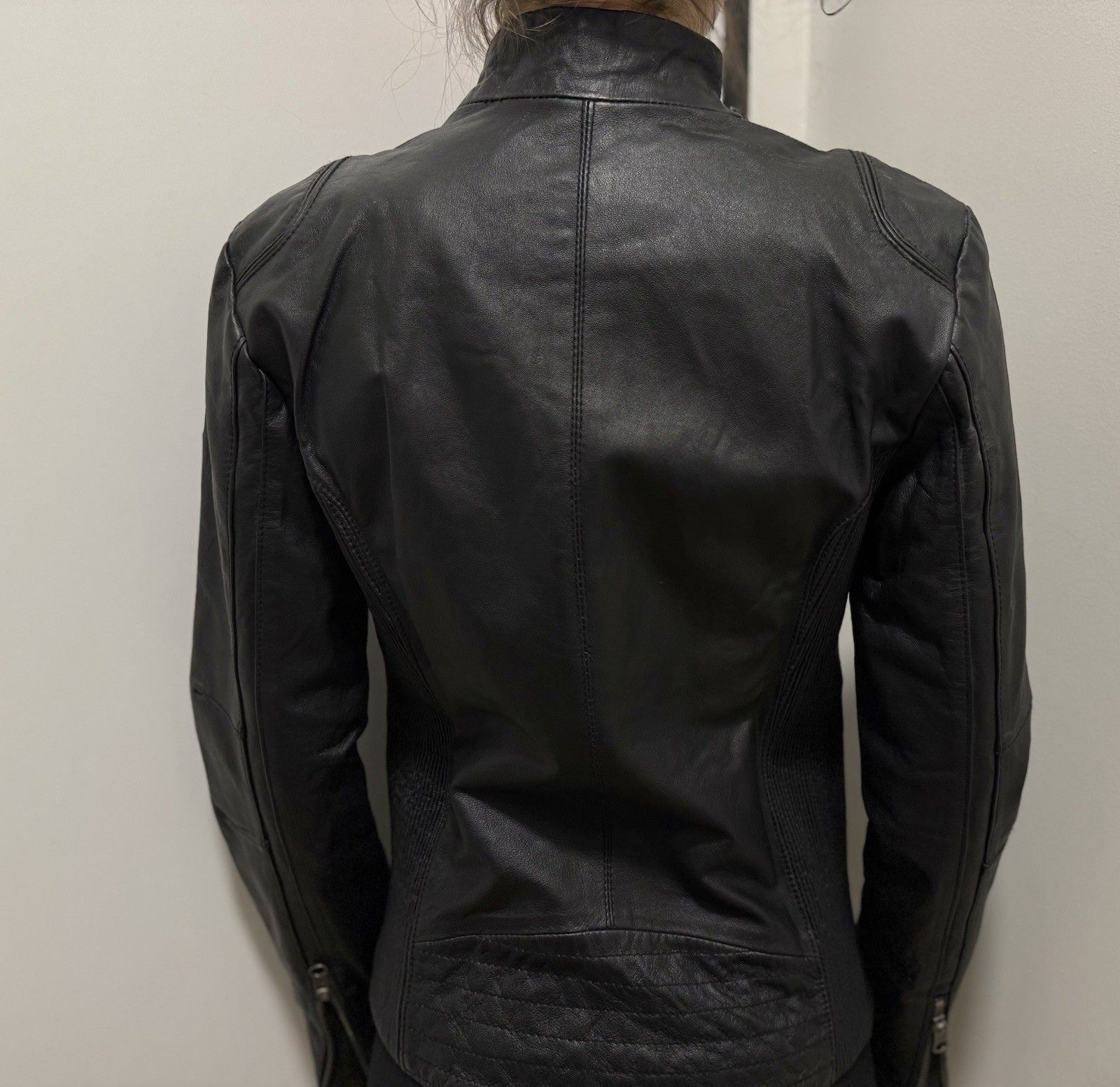 Ferrari × Puma DDP Puma Ferrari Leather Jacket Womens Biker Racing F1 Moto Size S / US 4 / IT 40 - 9 Thumbnail