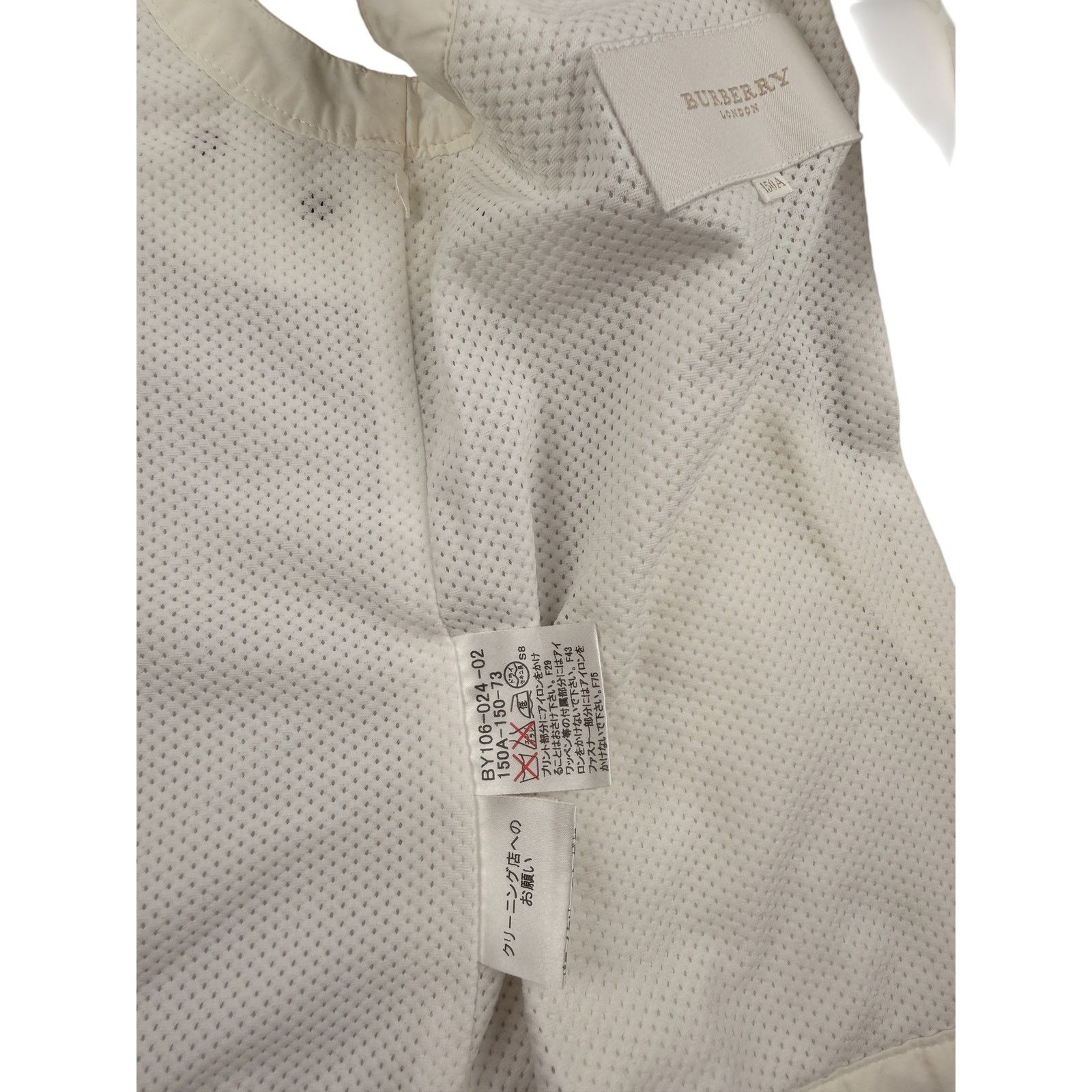 Burberry Burberry Hooded Lest Sleeveless White Vintage Vest XS Women Size US S / EU 44-46 / 1 - 8 Thumbnail