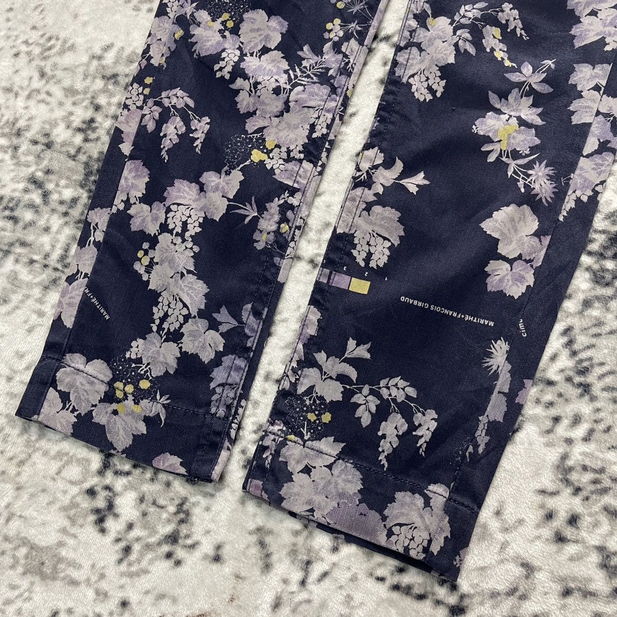 Marithe + Francois Girbaud Marithe Francais Girbaud Floral Ankle Pants Size 27" / US 4 / IT 40 - 7 Thumbnail