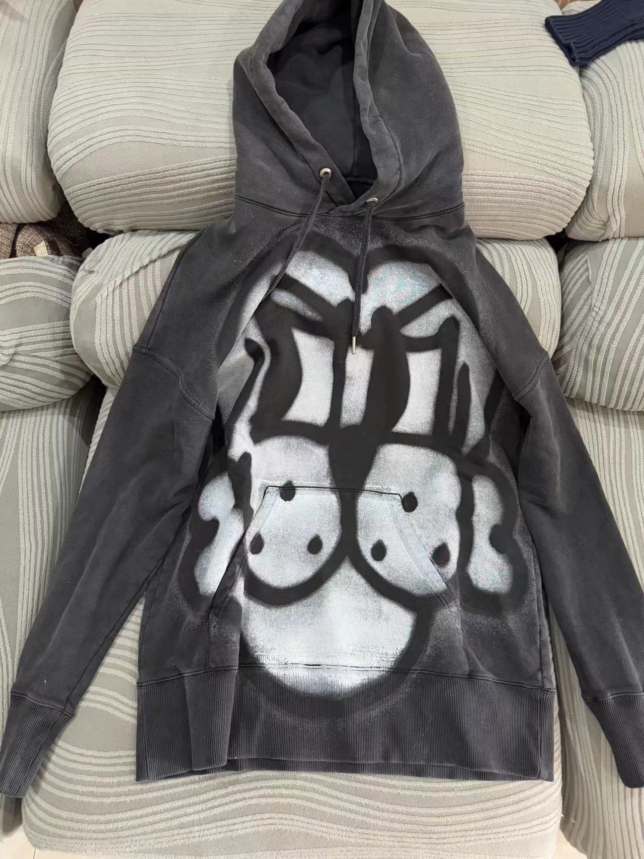 Givenchy Multi Graphic Print Hoodie Size US L / EU 52-54 / 3 - 1 Thumbnail