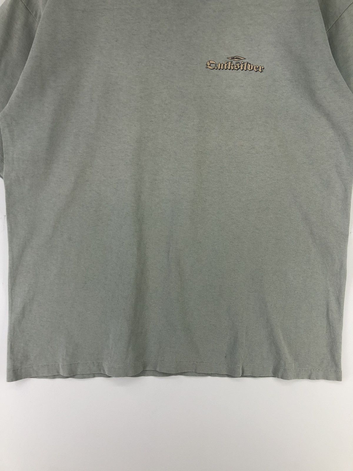 Quiksilver Vintage Quiksilver Big Logo Distressed Tshirt Size US XL / EU 56 / 4 - 10 Thumbnail