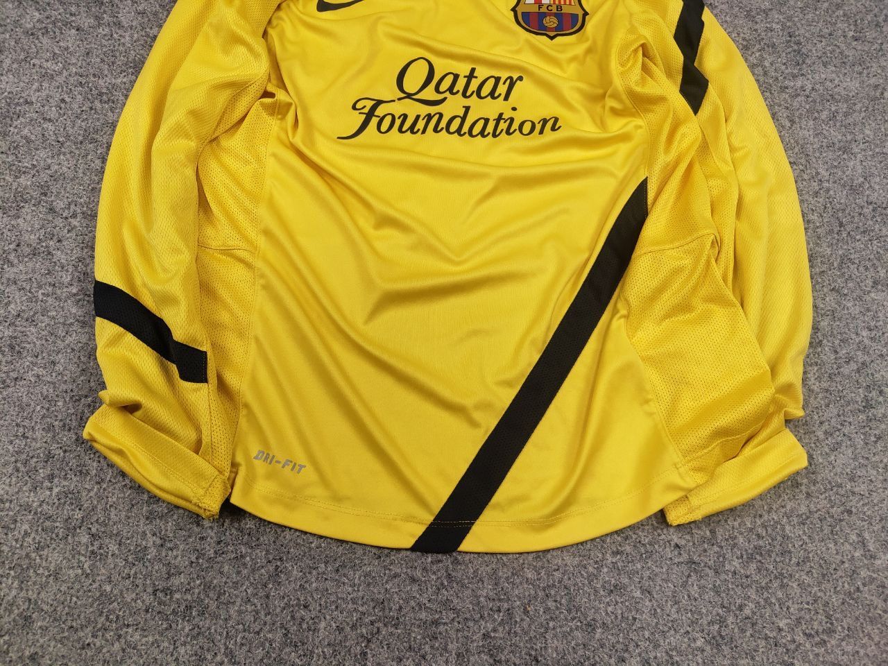Nike Nike Barcelona Training football shirt Long Sleeve jersey Size US M / EU 48-50 / 2 - 5 Thumbnail