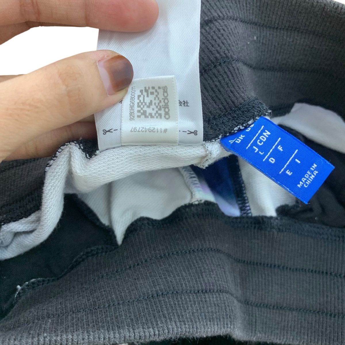 Adidas ADIDAS ORIGINALS Collection AOP Jogger Pant Sweatpants Size 34" / US 12 / IT 48 - 10 Thumbnail