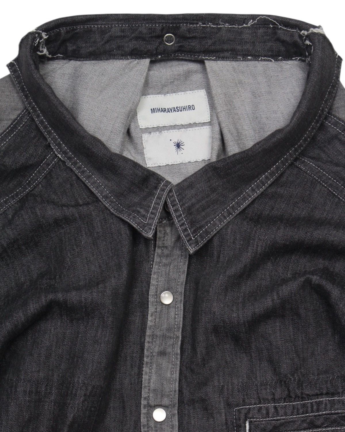Maison MIHARA YASUHIRO 2010S MIHARAYASUHIRO DECONSTRUCTED 2 TONE DENIM SHIRT Size US L / EU 52-54 / 3 - 3 Thumbnail