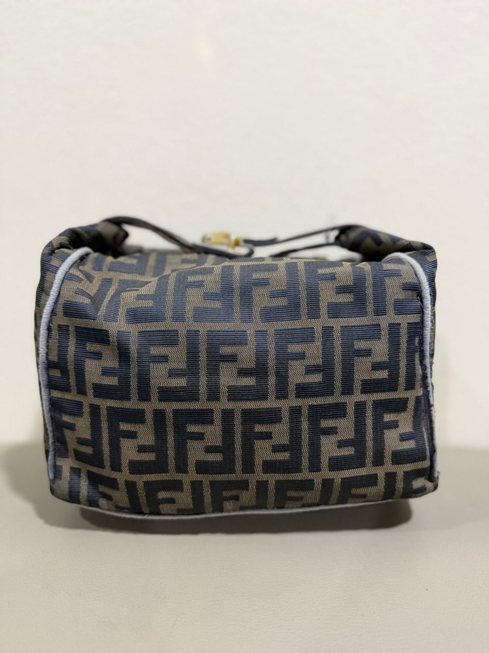 Fendi Authentic FENDI White leather Maxi Baguette Flag Bag Size ONE SIZE - 2 Thumbnail