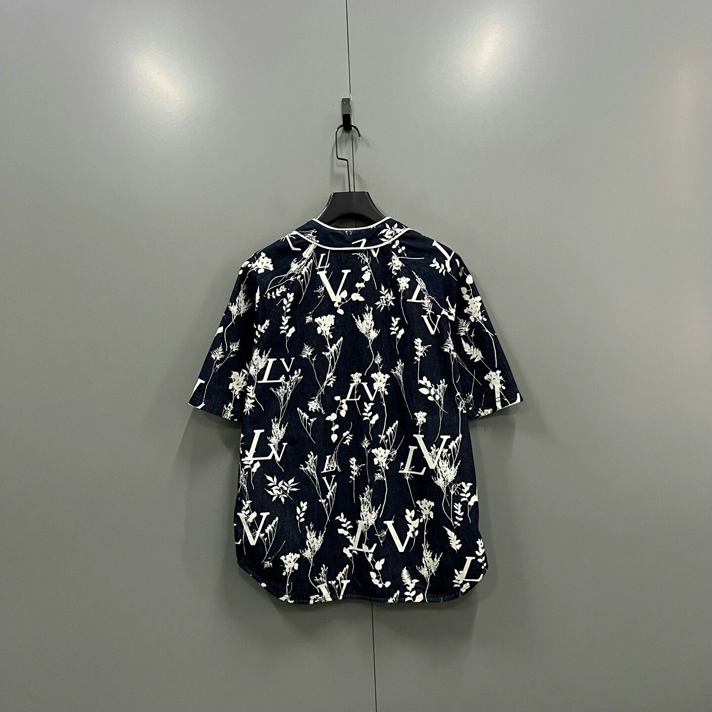 Louis Vuitton Louis Vuitton Wheat Print Denim Shirt Size US M / EU 48-50 / 2 - 2 Thumbnail