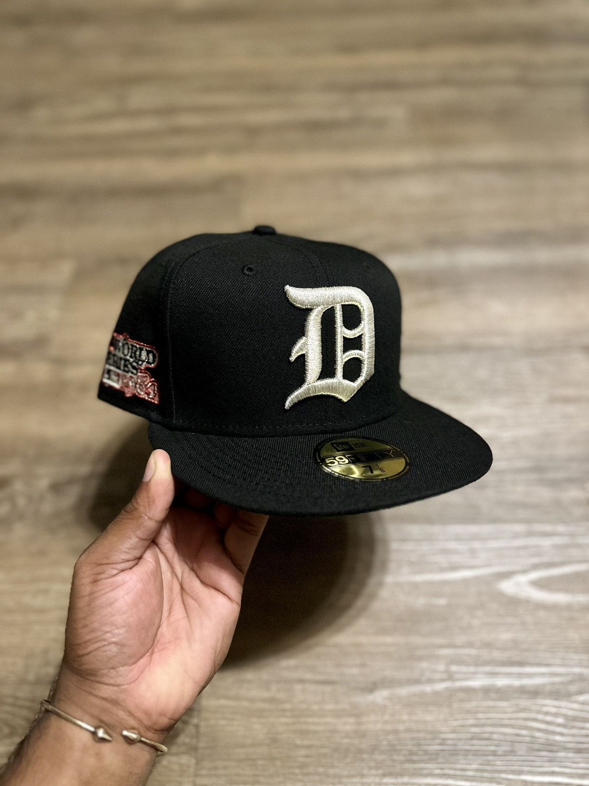 E-Signature “Classic 42°” Detroit Hat – Our Army Green & Orange Colab