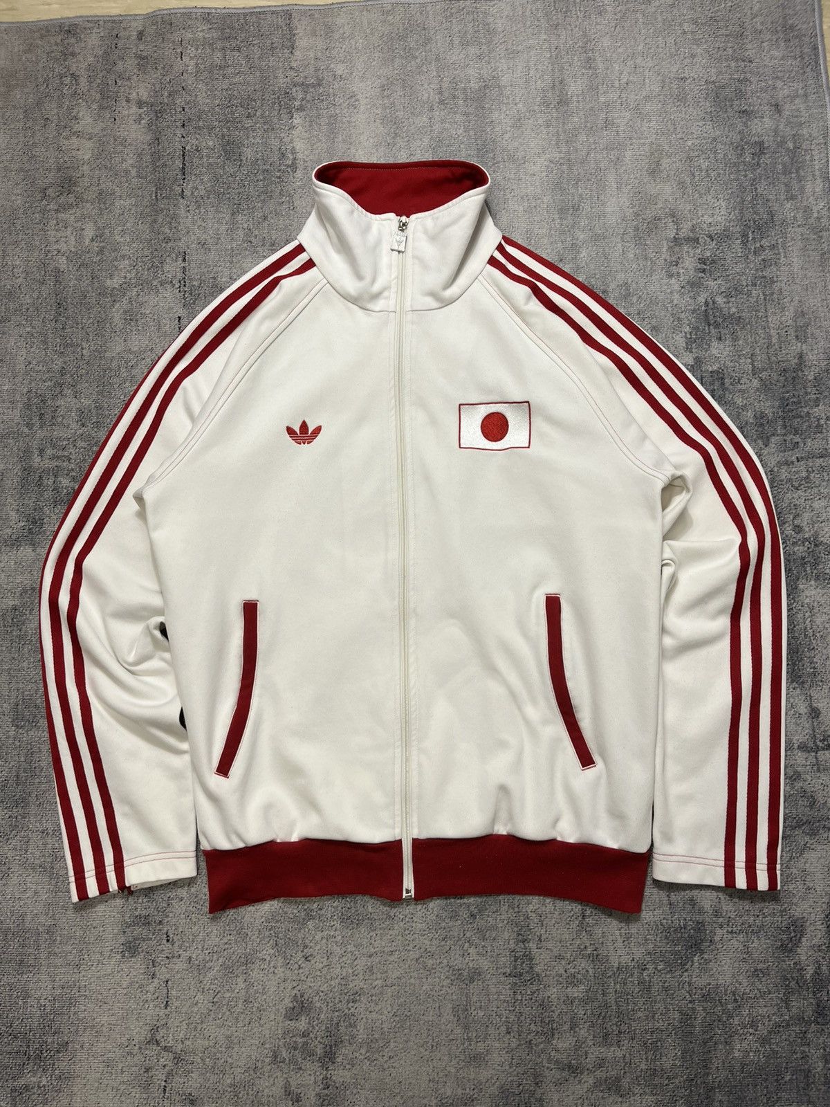 Adidas Adidas Japan Track Jacket Top White Red Logo Rare Size L Size US L / EU 52-54 / 3 - 2 Thumbnail