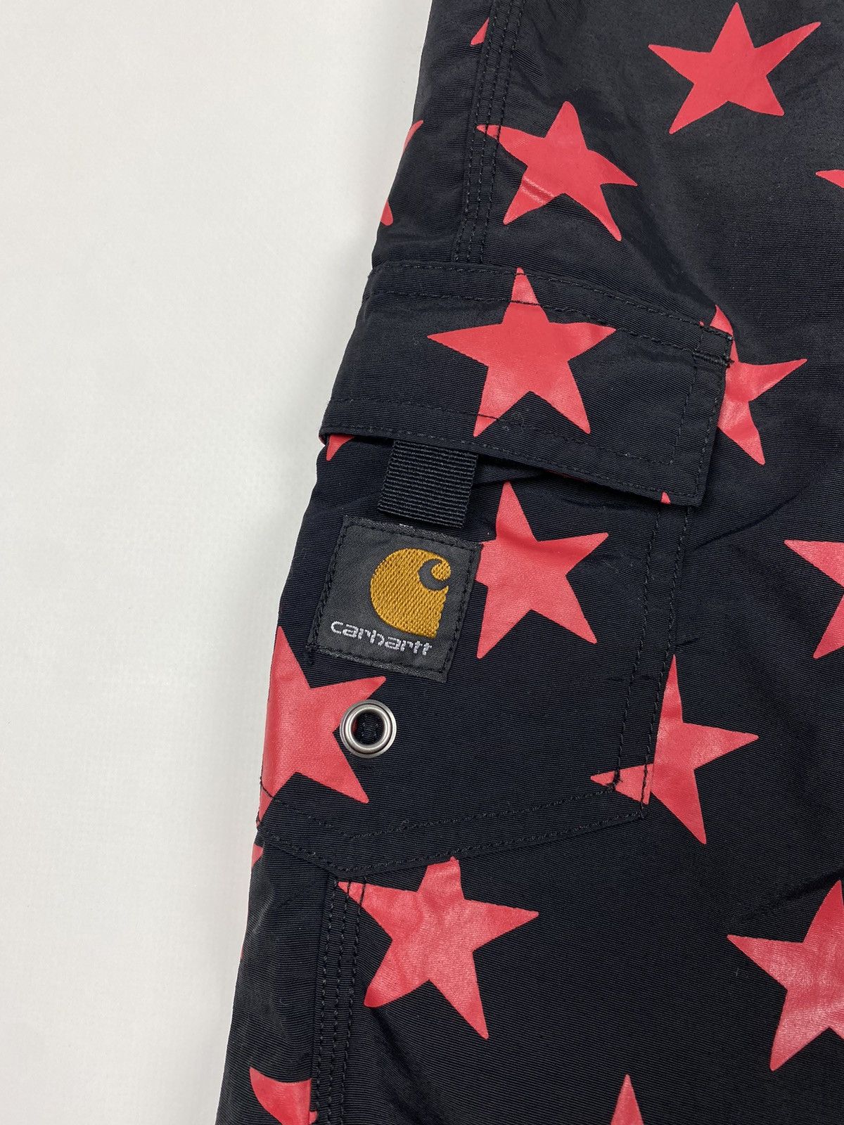 Carhartt 2000’s Vintage Carhartt Star Printed W’ Board Bermuda Shorts Size 27" / US 4 / IT 40 - 9 Thumbnail