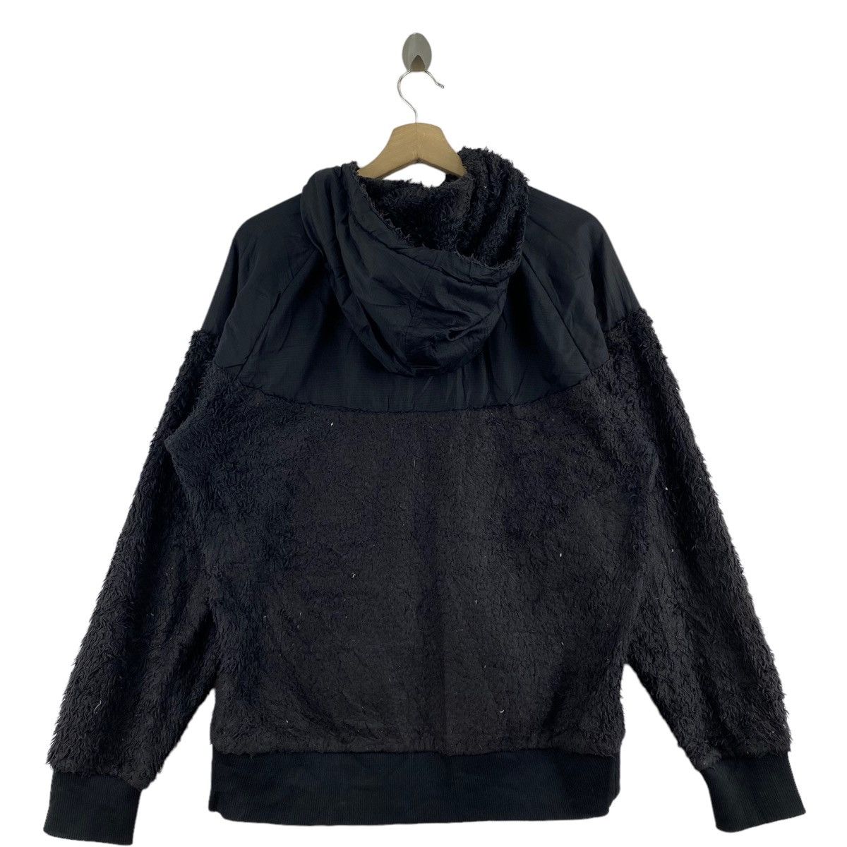 Nike × Vintage Vintage NIKE Sportswear Half Sherpa Style Black Hoodie Size US XL / EU 56 / 4 - 4 Thumbnail