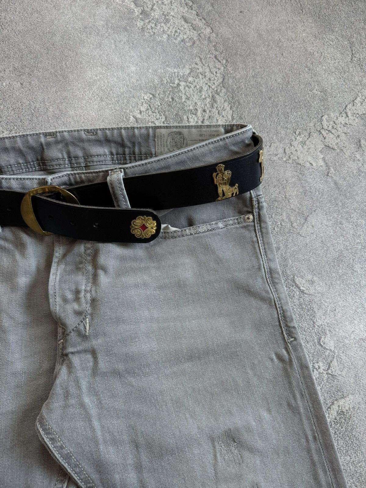 Etro 90s Retro vintage leather belt iconic cows 🐄 metal details Size ONE SIZE - 3 Thumbnail