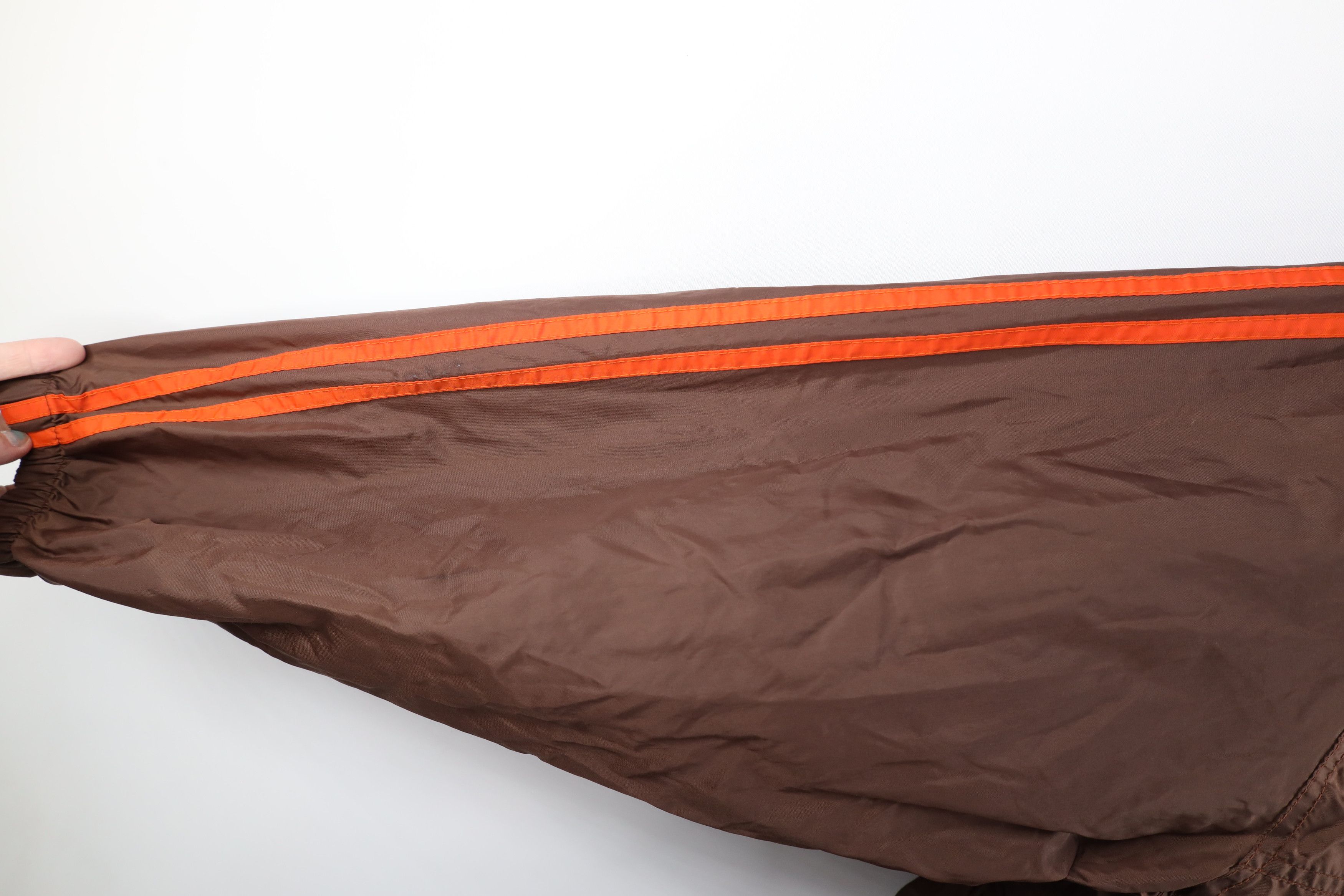 Vintage Vintage 90s Browns Football Hooded Windbreaker Jacket Size US XL / EU 56 / 4 - 6 Thumbnail