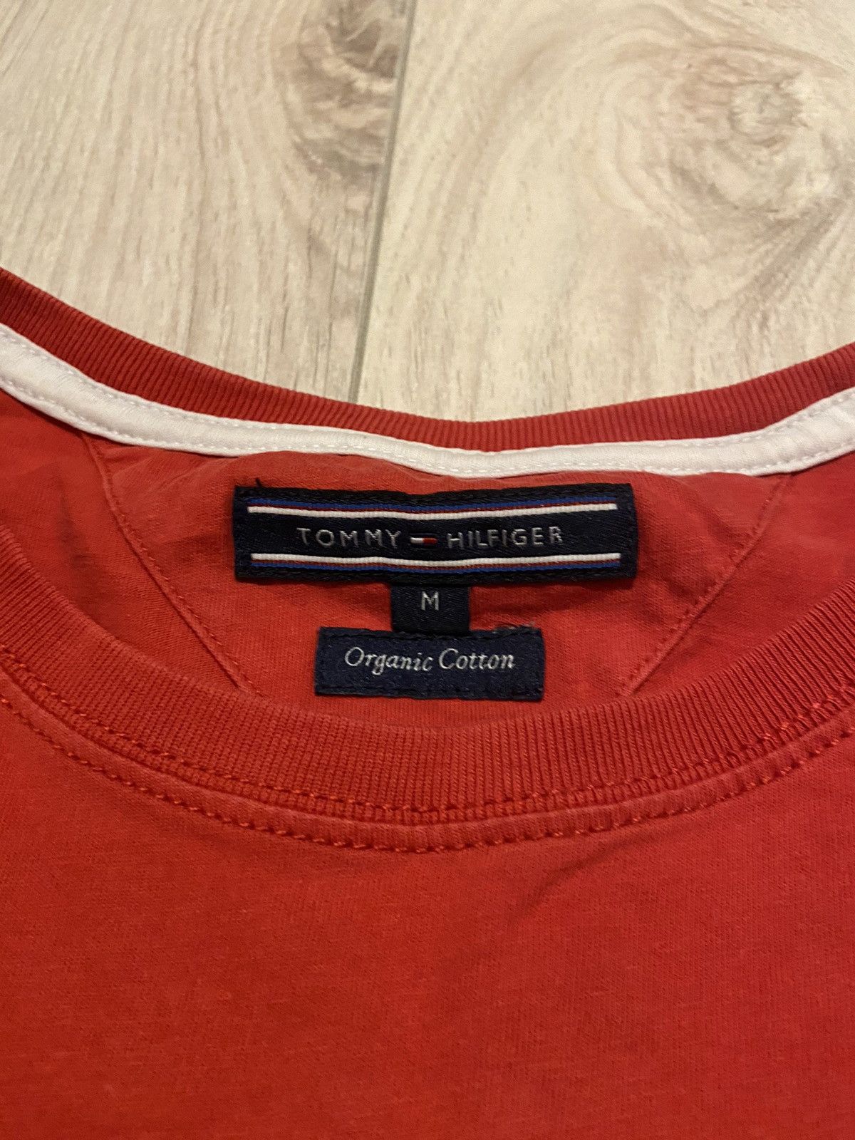 Tommy Hilfiger Tommy Hilfiger y2k 2000s print tee Size US M / EU 48-50 / 2 - 3 Thumbnail