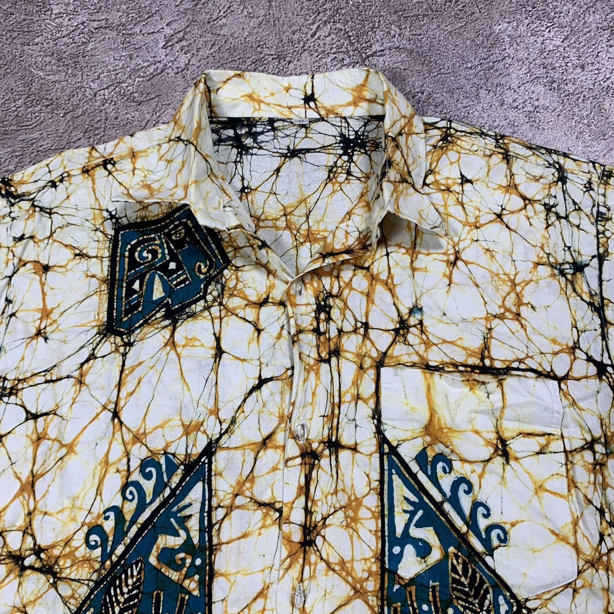 Vintage Vintage 90s Abstract Graphic Tee All Over Print Streetwear L Size US L / EU 52-54 / 3 - 4 Thumbnail