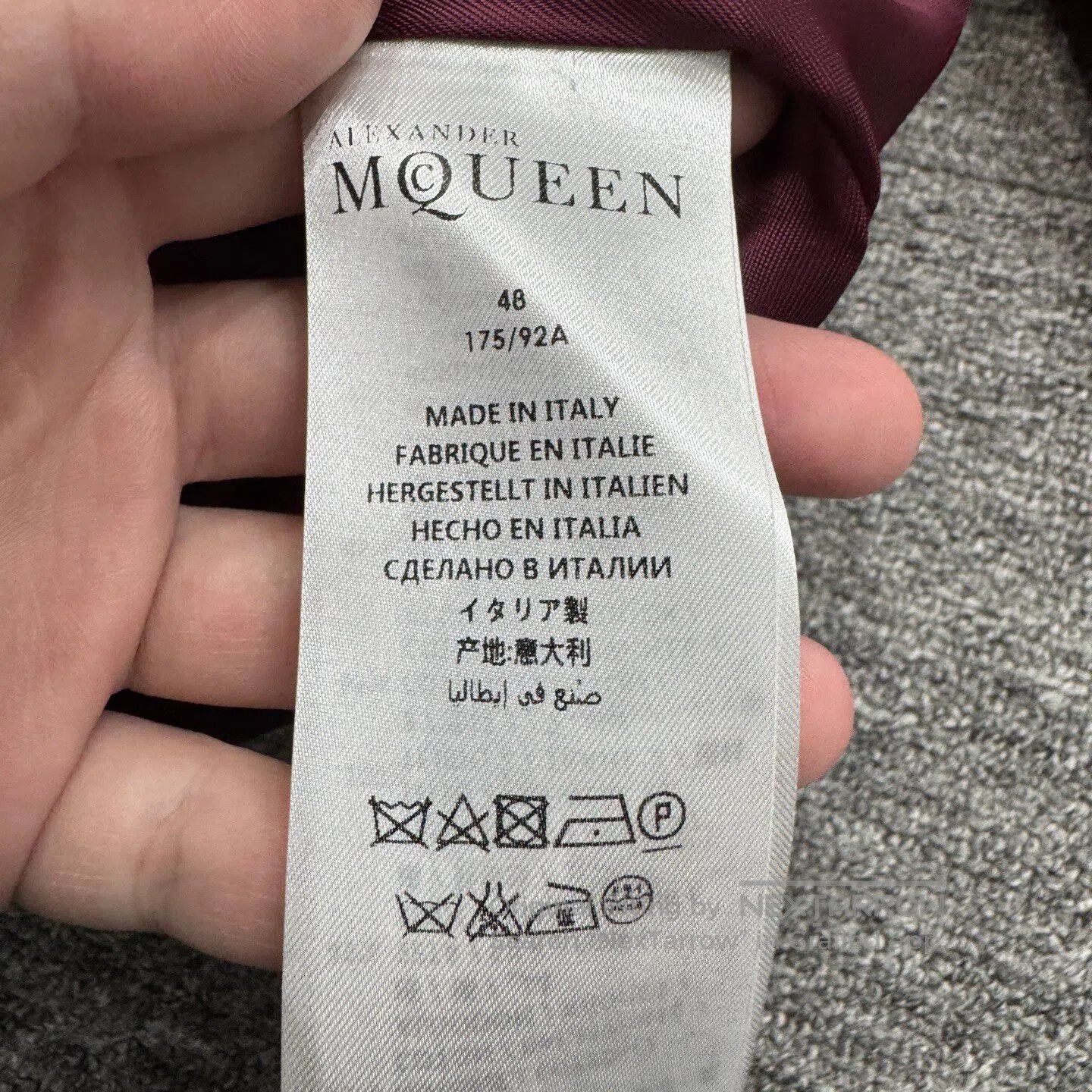 Alexander McQueen ALEXANDER MCQUEEN Embroidered silk jacket| Size US M / EU 48-50 / 2 - 5 Thumbnail