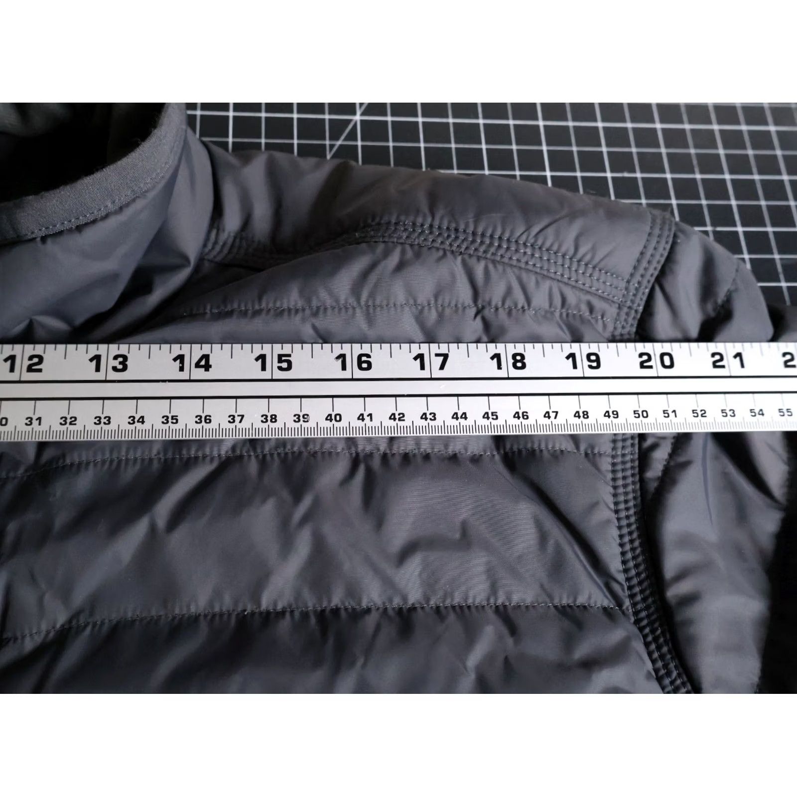 Carhartt Carhartt Gilliam Jacket Men's XL Tall Gray Rain Defender Puffer Quilted Full Zip Insulated Lined Pocket 102208 Size US XL / EU 56 / 4 - 7 Thumbnail