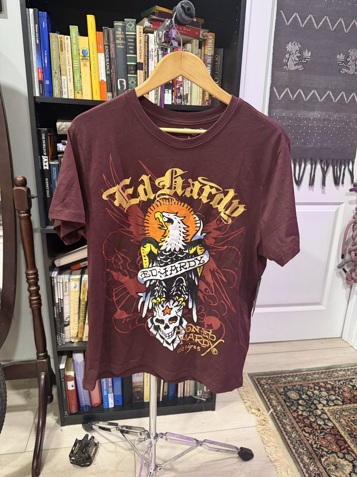 Ed Hardy ed hardy burgundy tee nwt Size US L / EU 52-54 / 3 - 1 Thumbnail