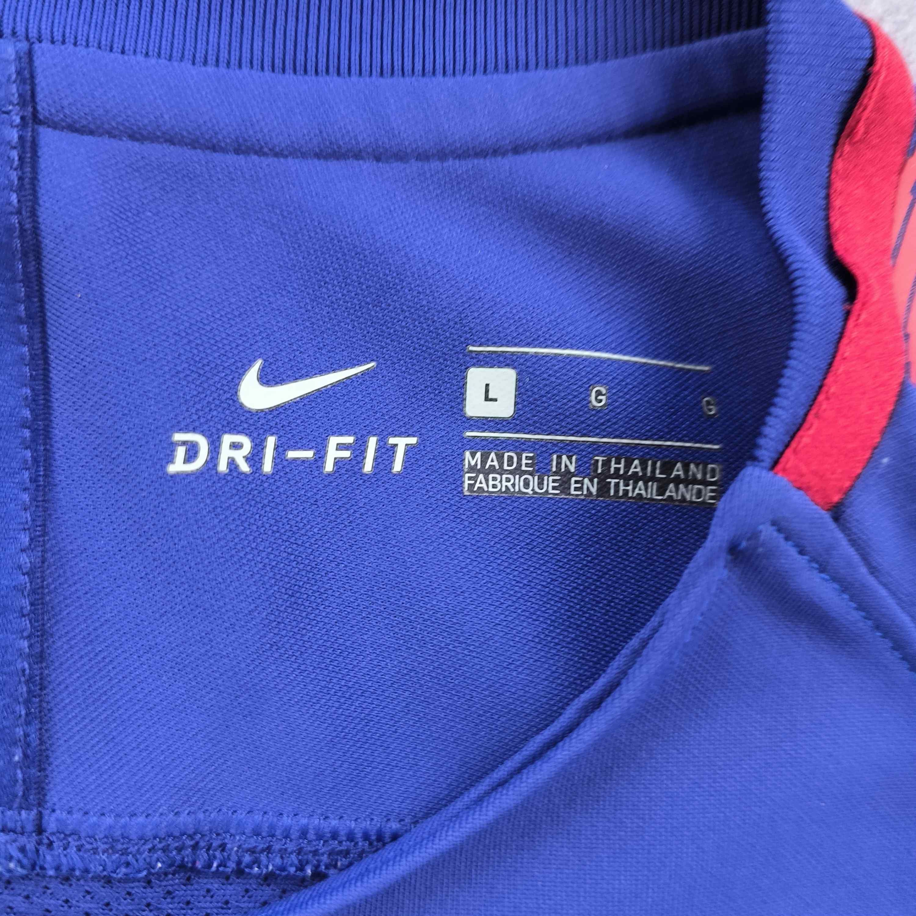 Nike AS Roma 2017-18 Nike training football jersey shirt size L Size US L / EU 52-54 / 3 - 4 Thumbnail