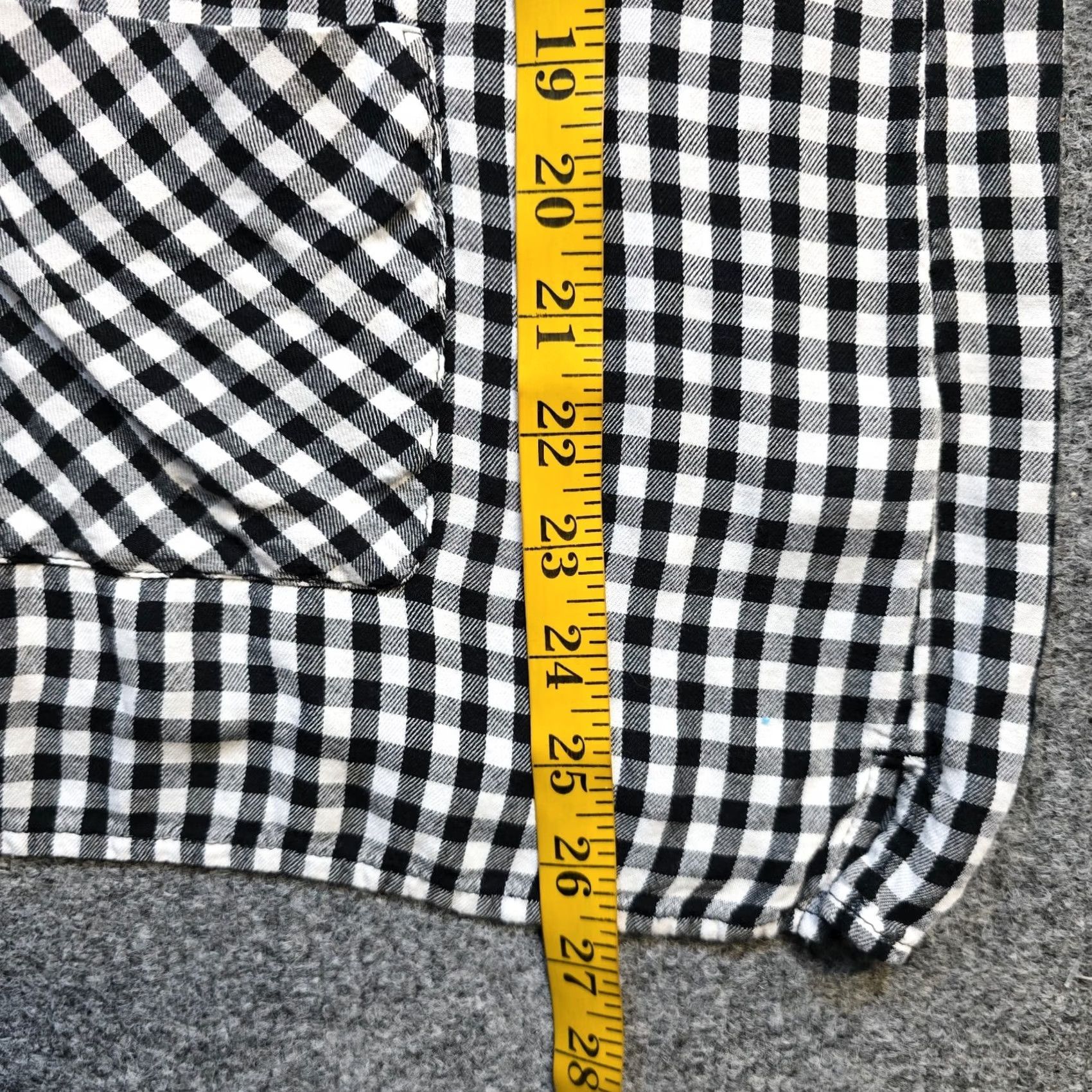 J. Jill J. Jill Blouse Womens Large Black Plaid Button Pocket Long Sleeve Casual Career Shirt Size L / US 10 / IT 46 - 6 Thumbnail