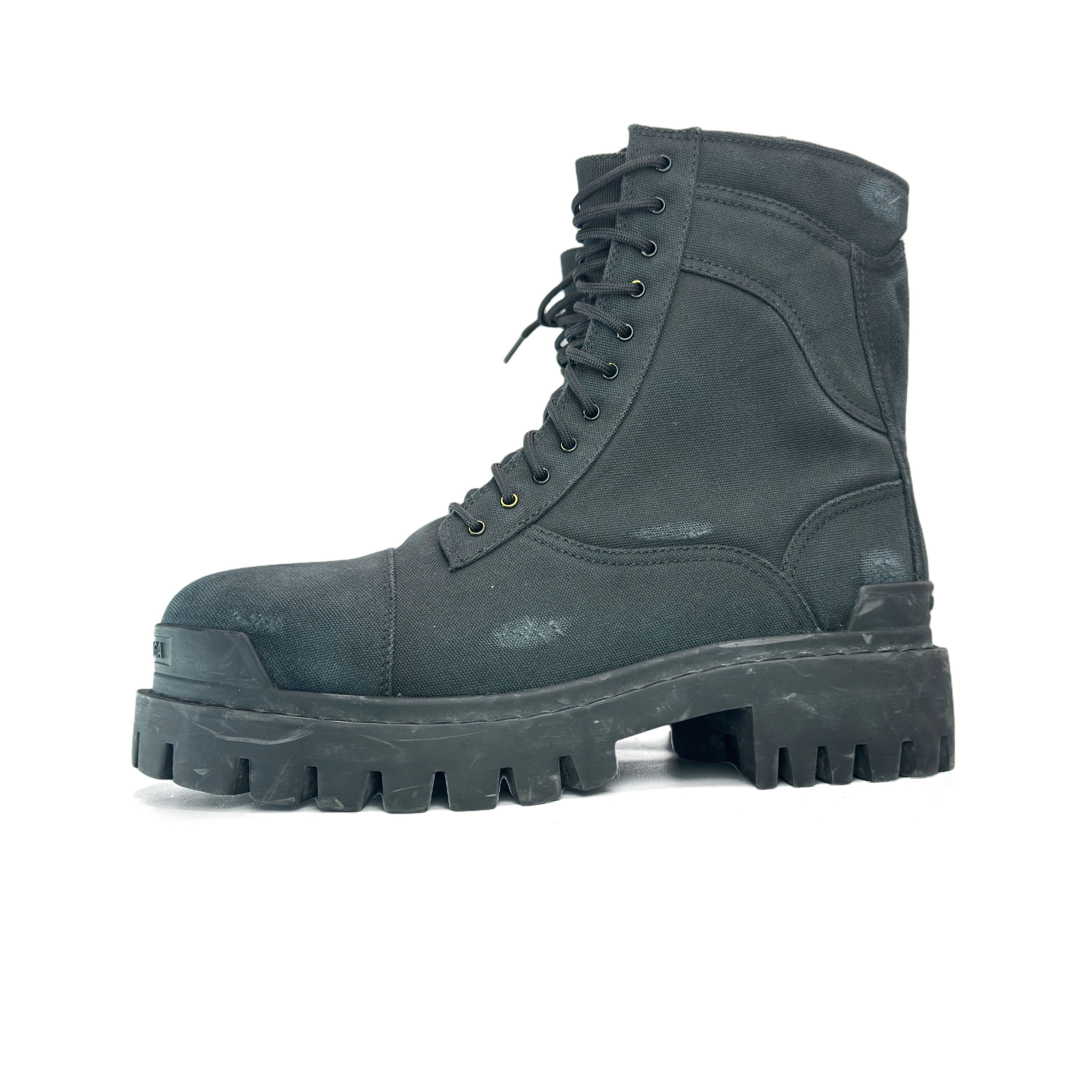 Balenciaga Balenciaga Distressed Canvas Strike Boots Size 44 Size US 11 / EU 44 - 1 Thumbnail